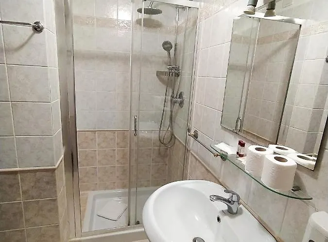 Hotel Alius And Freerome Roma