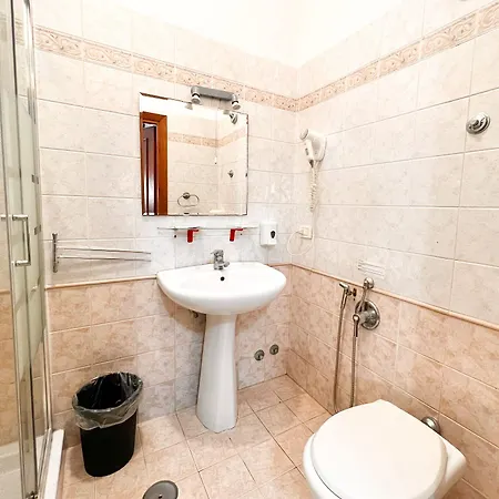 Alius And Freerome Rom