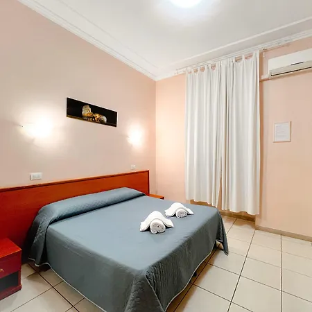 מלון Alius And Freerome רומא