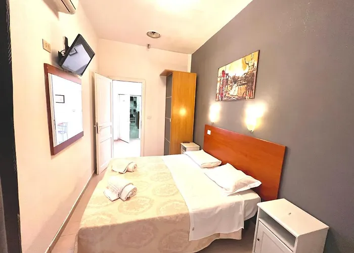 Hotel Alius And Freerome Rome