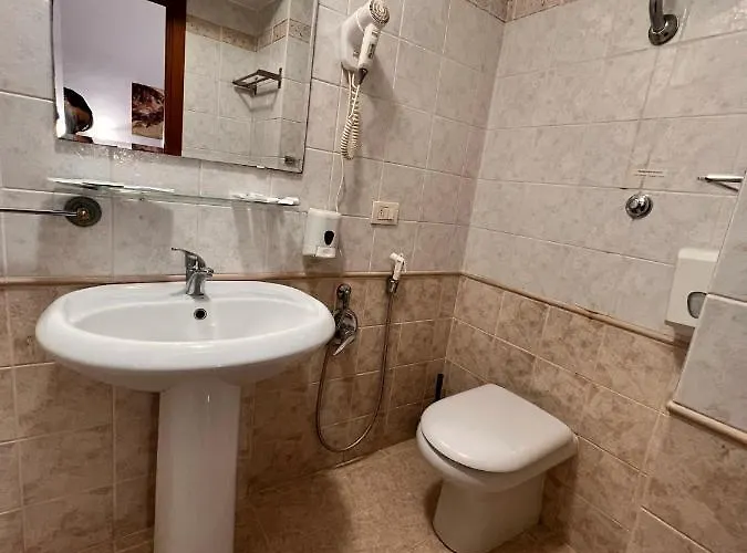 Alius And Freerome Roma